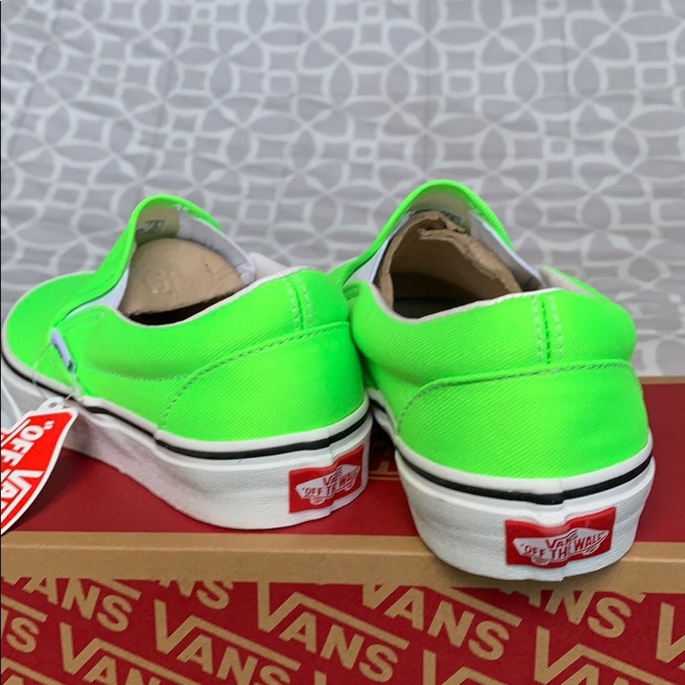 VANS CLASSIC SLIP-ON NEON GREEN GECKO/TRUE WHITE W - Picture 11 of 16